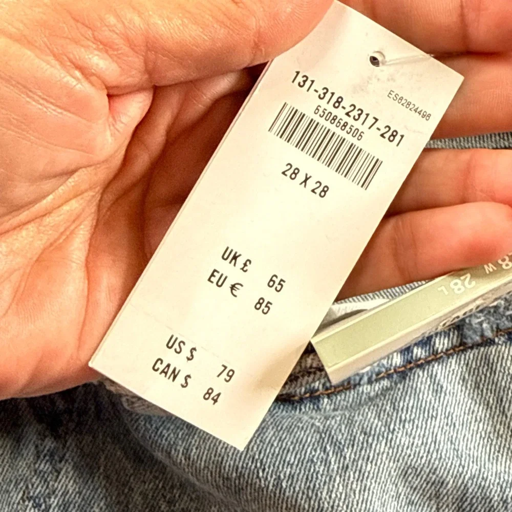 Abercrombie Fitch 90s Straight Jeans Womens 28 x 28 Light Wash New With Tags